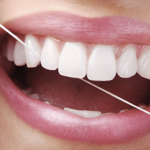 نخ دندان چیست و استفاده از آن چه مزیتهایی دارد؟