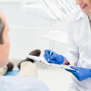 انتخاب دندان پزشک خوب | شرکت ستاره گنبد مینا